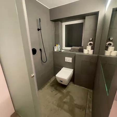 The Nano Pad - Small, Smart, Central Cologne Extérieur photo